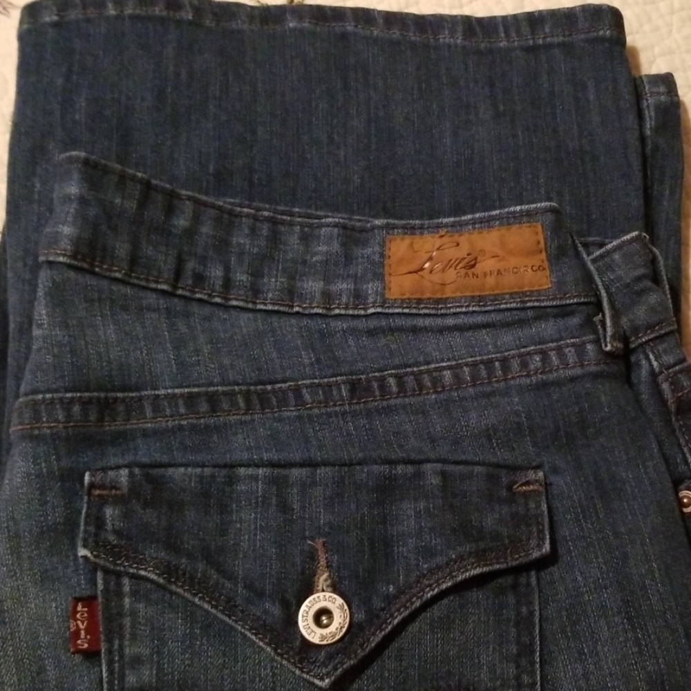 Ladies jeans worn once.